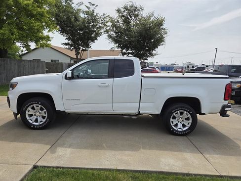 Used 2021 Chevrolet Colorado LT w/ Fleet Safety Package image 6