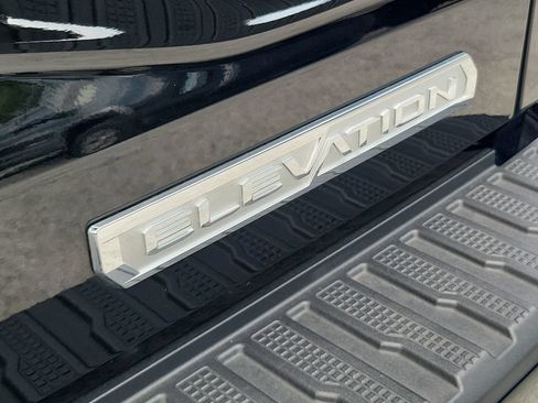 Used 2024 GMC Sierra 1500 Elevation AWD/4WD image 6