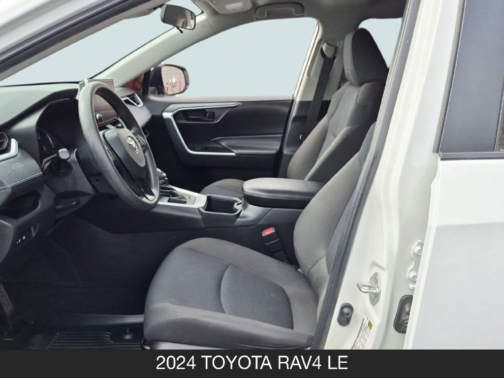 Used 2024 Toyota RAV4 LE FWD image 14