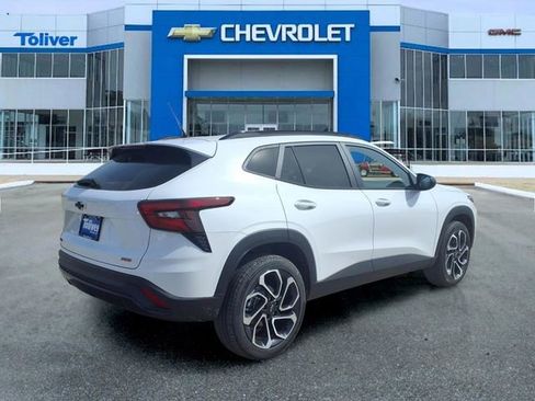 New 2026 Chevrolet Trax RS image 6