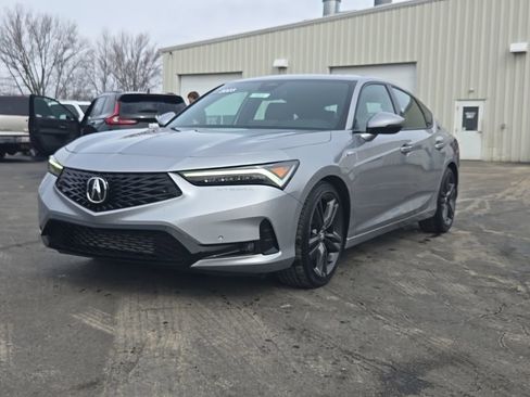 Used 2023 Acura Integra A-Spec image 3