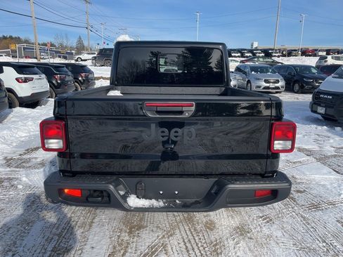 New 2026 Jeep Gladiator Sport image 6