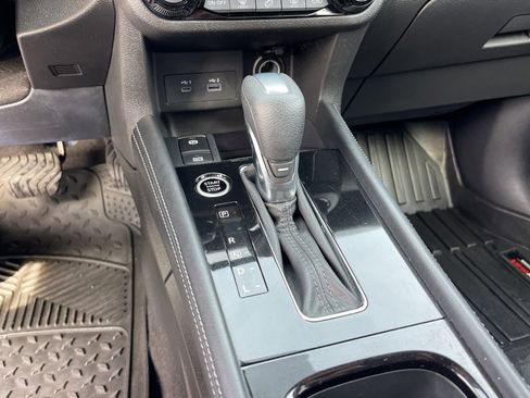 Used 2022 Nissan Kicks SV w/ Interior Electronics Package image 14