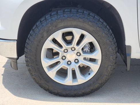 Used 2022 Chevrolet Silverado 1500 LTZ w/ LTZ Premium Texas Edition AWD/4WD image 16