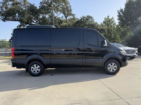 Certified 2022 Mercedes-Benz Sprinter 2500 image 21