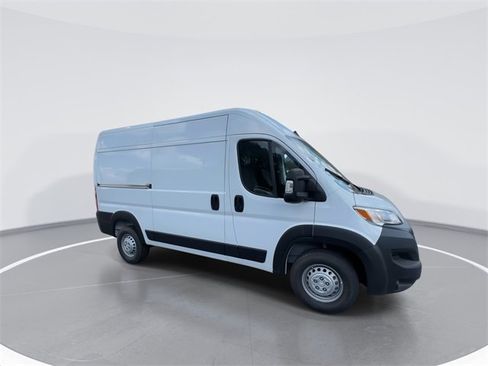 New 2024 RAM ProMaster 2500 w/ Convenience Group image 2