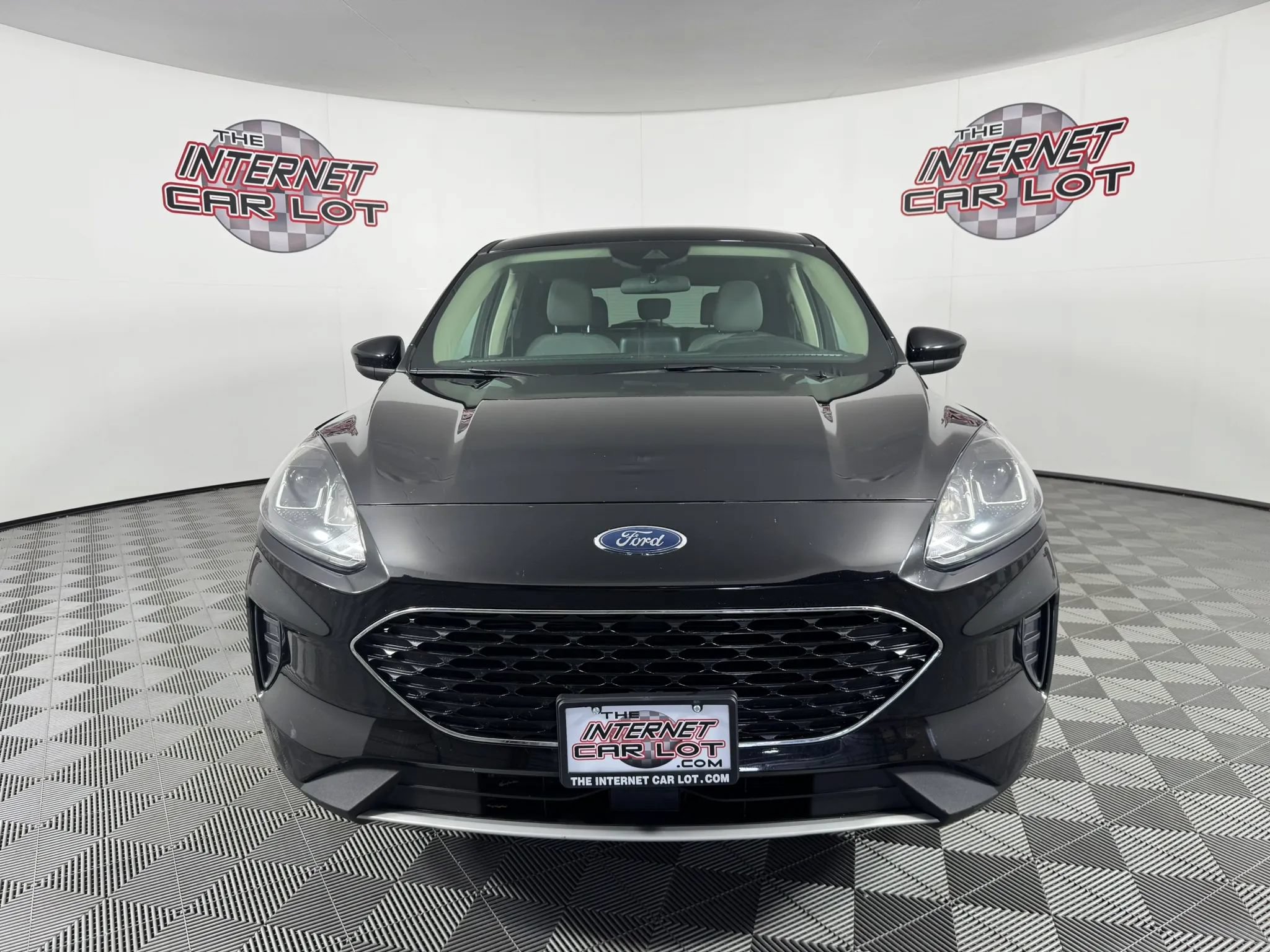 Used 2020 Ford Escape SE AWD/4WD image 2