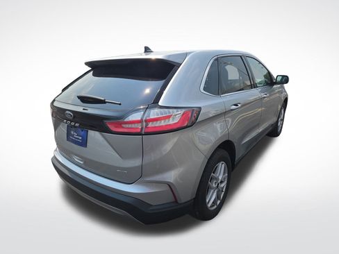 Certified 2023 Ford Edge SEL image 7