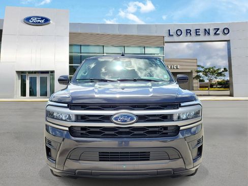 Used 2024 Ford Expedition Max XLT RWD image 2