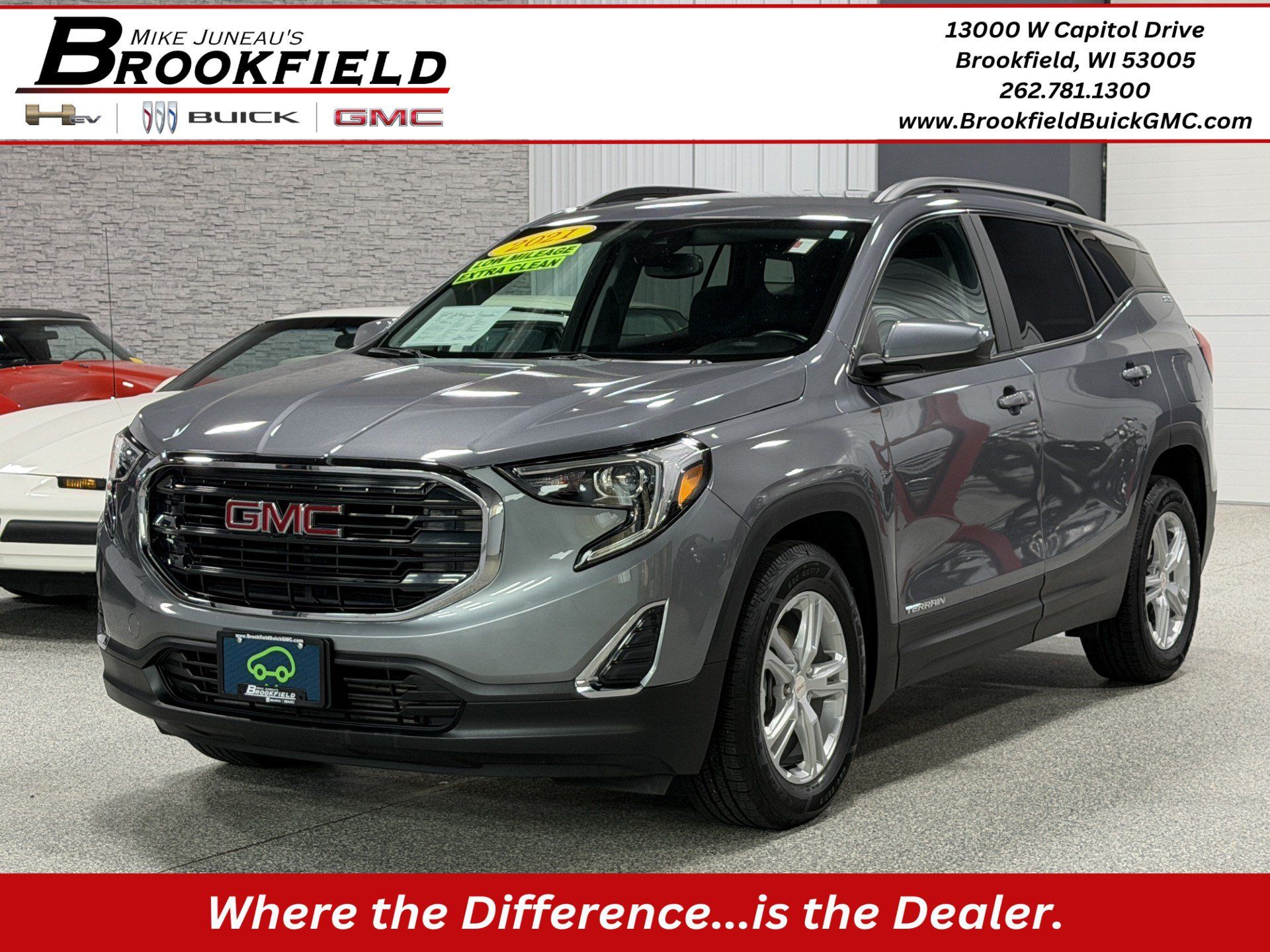 Certified 2021 GMC Terrain SLE w/ Driver Convenience Package FWD image 1