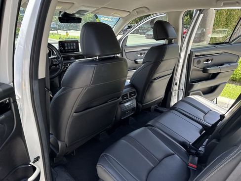 Used 2024 Honda Pilot EX-L image 34