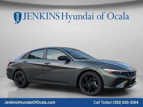 New 2026 Hyundai Elantra Sport FWD image 11