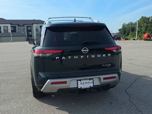 Used 2023 Nissan Pathfinder Platinum AWD/4WD image 6