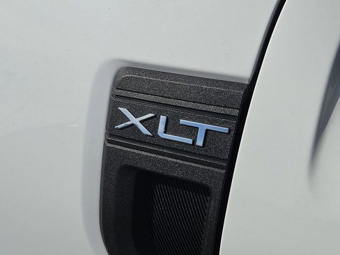 Used 2025 Ford Maverick XLT image 31