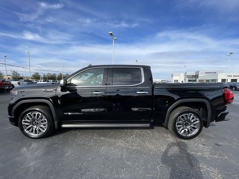 Used 2024 GMC Sierra 1500 Denali Ultimate image 2