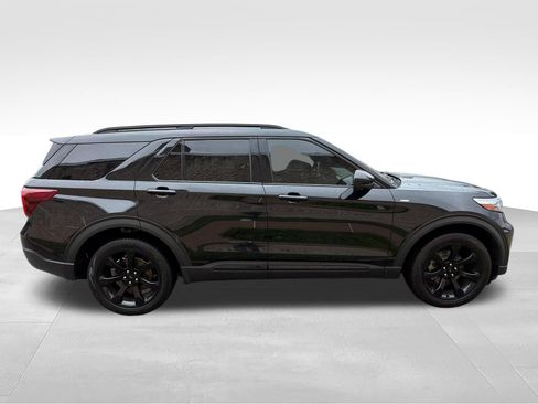 Used 2023 Ford Explorer ST-Line w/ Class IV Trailer Tow Package AWD/4WD image 4