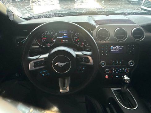 Used 2020 Ford Mustang GT RWD image 8