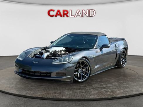 Used 2010 Chevrolet Corvette Convertible w/ Preferred Equipment Group RWD image 2