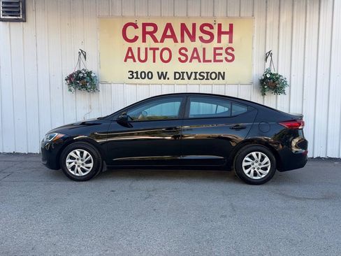 Used 2018 Hyundai Elantra SE FWD image 6