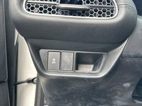 New 2026 Honda HR-V EX-L image 12