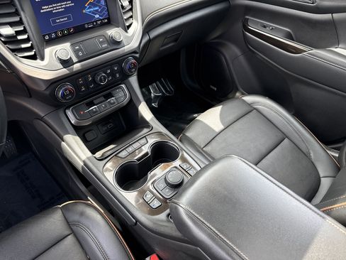 Used 2023 GMC Acadia AT4 w/ Technology Package AWD/4WD image 26