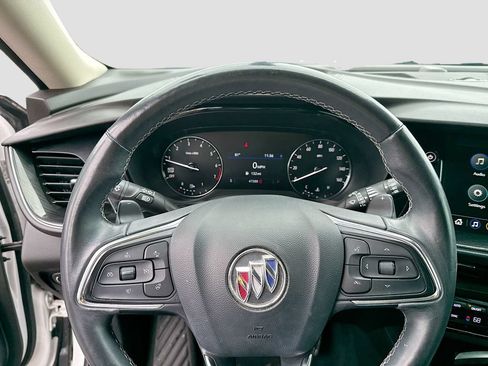 Used 2022 Buick Envision Preferred FWD image 11