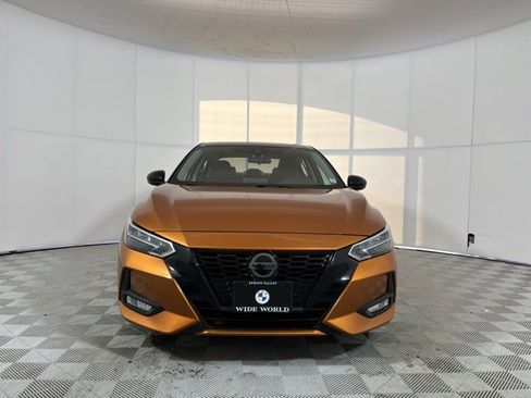 Used 2021 Nissan Sentra SR w/ Lighting Package image 2