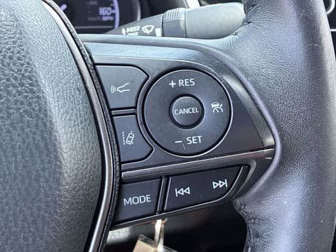 Used 2023 Toyota Camry SE FWD image 25