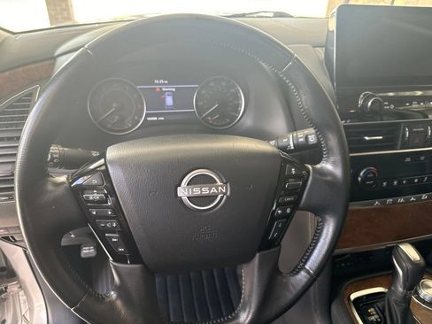 Used 2021 Nissan Armada SL w/ Captain's Chairs Package AWD/4WD image 11