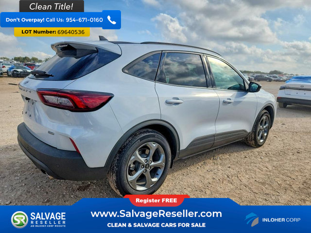 Used 2025 Ford Escape ST-Line w/ Equipment Group 301A FWD image 4