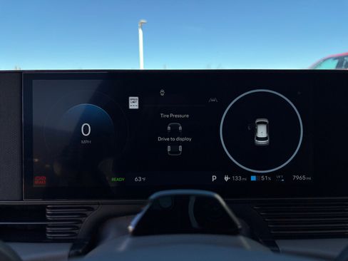 Used 2025 Hyundai Ioniq 5 Limited image 10