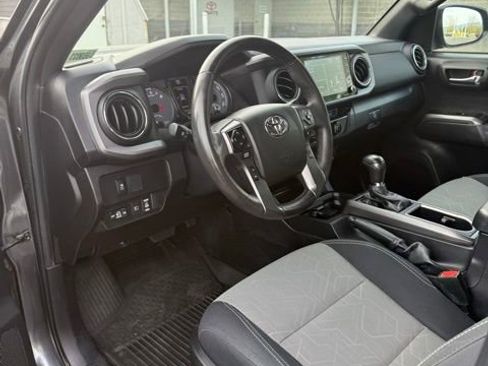 Used 2023 Toyota Tacoma TRD Off-Road AWD/4WD image 11