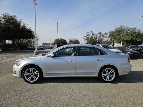 Used 2013 Volkswagen Passat TDI SEL Premium image 4