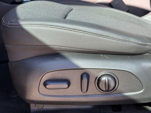 Used 2024 Buick Encore GX Preferred w/ Comfort Package image 17