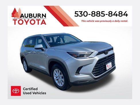 Used 2025 Toyota Grand Highlander AWD image 1
