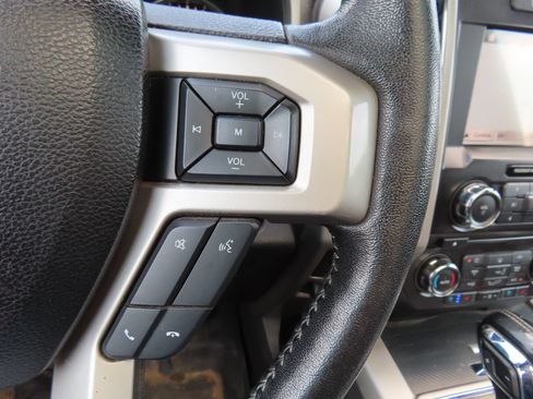 Used 2018 Ford F150 Lariat AWD/4WD image 23