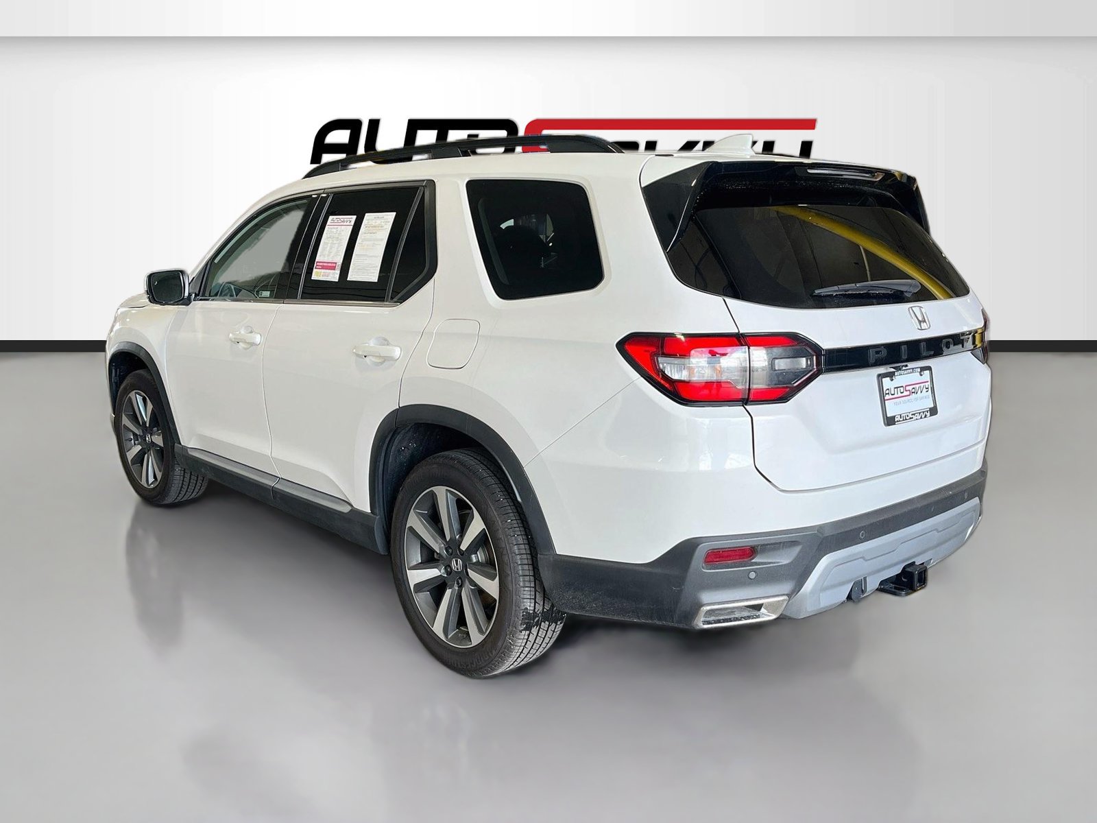 Used 2025 Honda Pilot Elite image 5