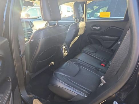 Used 2014 Jeep Cherokee Limited w/ Luxury Group image 9