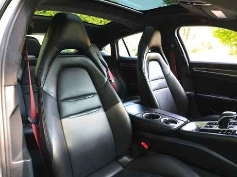 Used 2018 Porsche Panamera Turbo w/ Sport Package AWD/4WD image 24