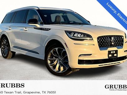Used 2023 Lincoln Aviator Grand Touring w/ Class IV Trailer Tow Package