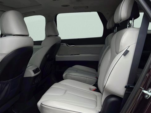 Used 2023 Hyundai Palisade Calligraphy FWD image 13