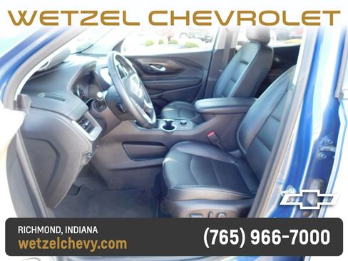 Used 2024 GMC Terrain SLT w/ Tech Package AWD/4WD image 13
