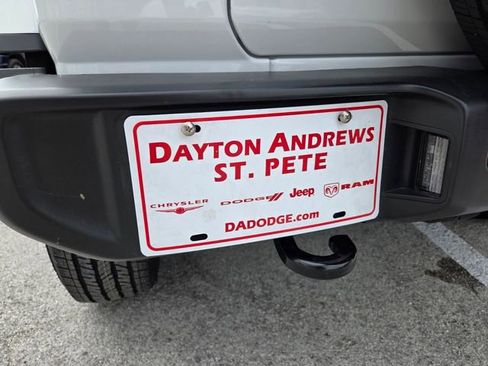 Certified 2022 Jeep Wrangler Unlimited Sahara image 10