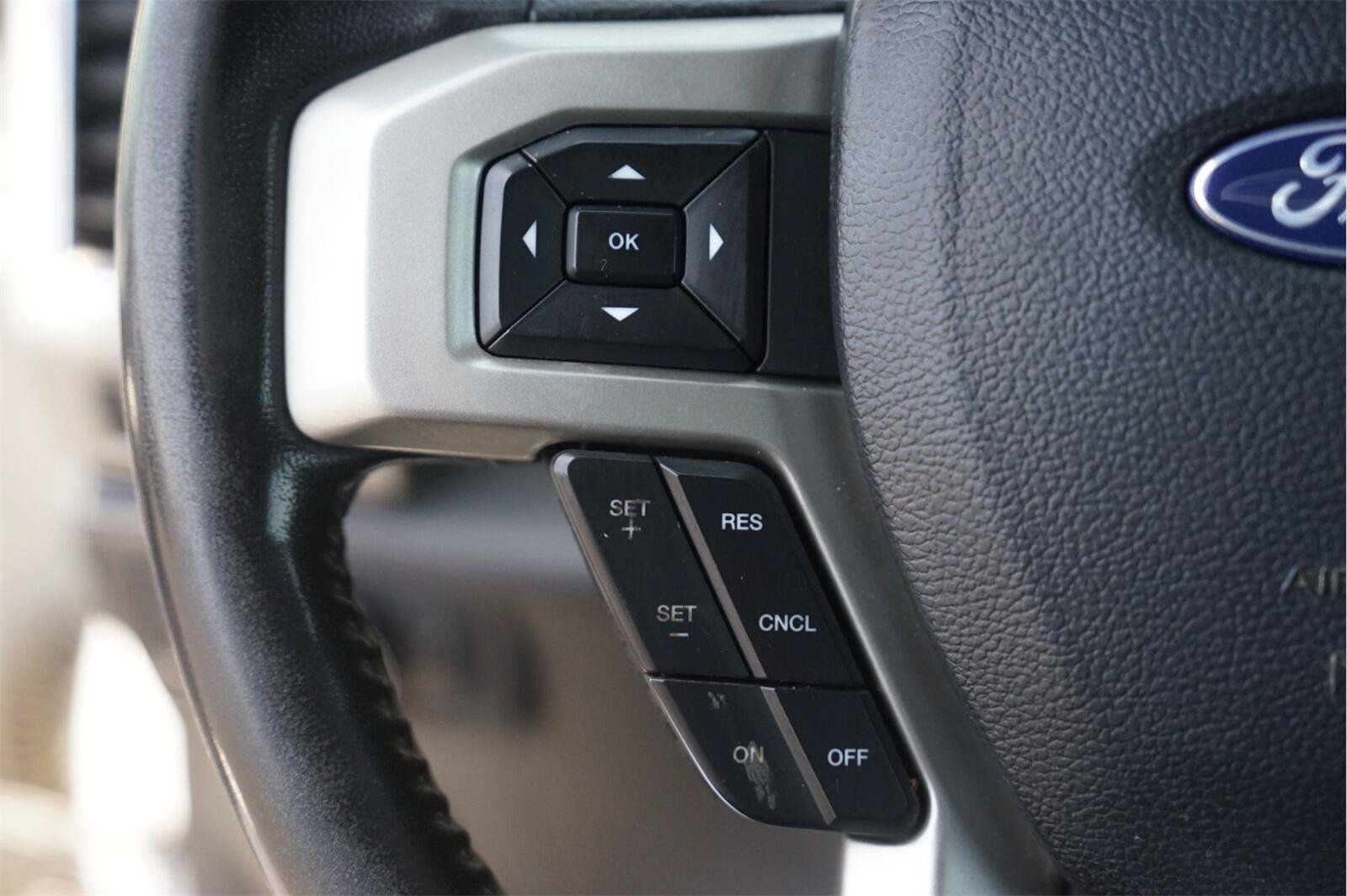 Used 2021 Ford F350 Lariat w/ Lariat Value Package AWD/4WD image 22