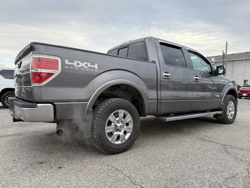 Used 2011 Ford F150 Lariat w/ Lariat Chrome Pkg image 6