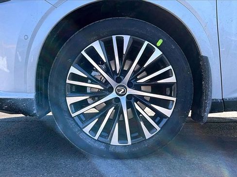 New 2026 Lexus RX 350 image 12