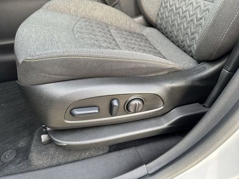 Certified 2024 Chevrolet Equinox LT image 12