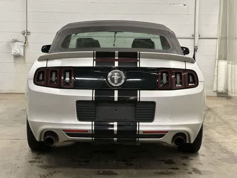 Used 2014 Ford Mustang Premium RWD image 4