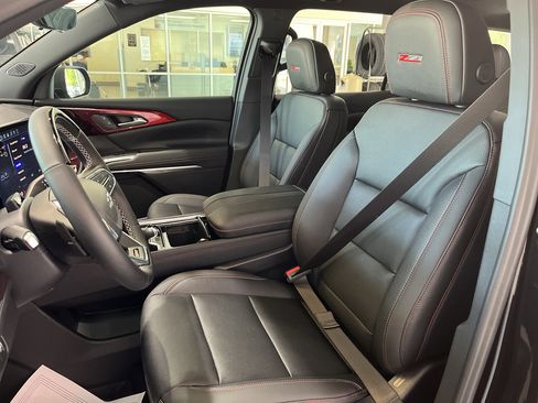 New 2026 Chevrolet Traverse Z71 w/ Enhanced Driving Package image 12