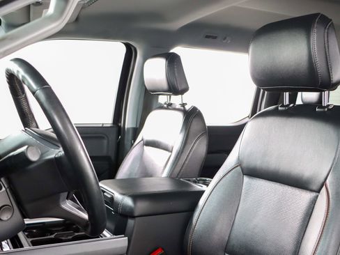 Used 2023 Ford F250 Lariat w/ Sport Appearance Package image 25